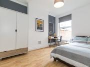 1 bedroom House share To Let