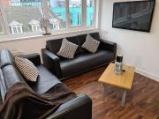 1 bedroom house share to rent