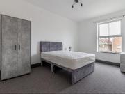 1 bedroom house share to rent