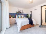 1 bedroom house share to rent