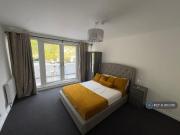 1 bedroom house share to rent