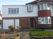 1 bedroom house share to rent