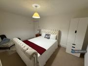 1 bedroom house share to rent