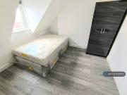 1 bedroom house share to rent