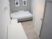 1 bedroom house share to rent