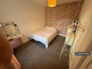 1 bedroom house share to rent