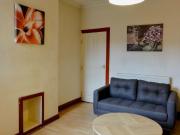 1 bedroom house share to rent