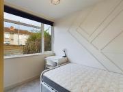 1 bedroom house share to rent