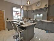 1 bedroom house share to rent