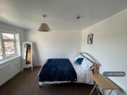 1 bedroom house share to rent