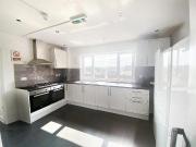 1 bedroom house share to rent