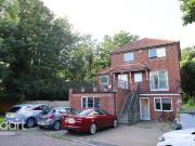 1 bedroom house share to rent