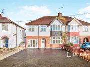 1 bedroom house share to rent