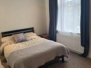 1 bedroom house share to rent