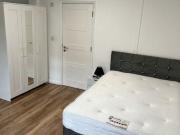 1 bedroom house share to rent