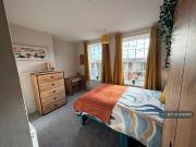 1 bedroom house share to rent