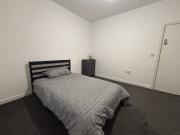 1 bedroom house share to rent