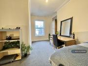 1 bedroom house share to rent