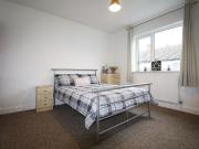 1 bedroom house share to rent