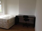 1 bedroom house share to rent