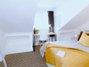 1 bedroom house share to rent