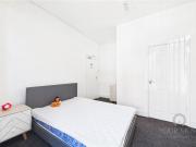 1 bedroom house share to rent