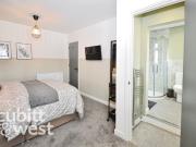 1 bedroom house share to rent