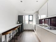 1 bedroom house share to rent