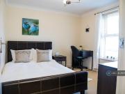 1 bedroom house share to rent