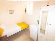 1 bedroom house share to rent