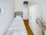 1 bedroom house share to rent