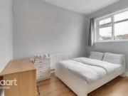 1 bedroom house share to rent