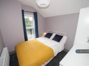 1 bedroom house share to rent