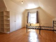 1 bedroom house share to rent