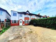 1 bedroom house share to rent