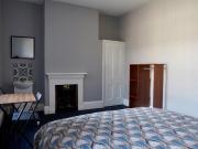 1 bedroom house share to rent