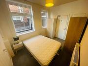1 bedroom house share to rent