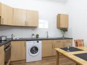1 bedroom house share to rent