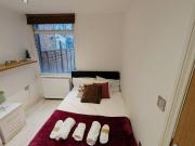 1 bedroom house share to rent