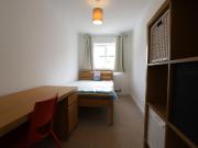 1 bedroom house share to rent