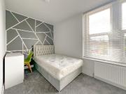 1 bedroom house share to rent