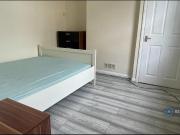 1 bedroom house share to rent