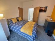 1 bedroom house share to rent