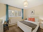 1 bedroom house share to rent