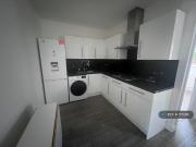 1 bedroom house share to rent