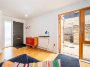 1 Bedroom House terraced for Rent in Balls Pond Road |...