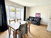 1 bedroom house to rent