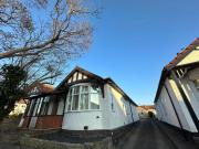 1 bedroom house to rent