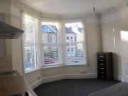 1 bedroom house to rent