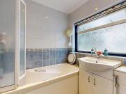 1 bedroom house to rent